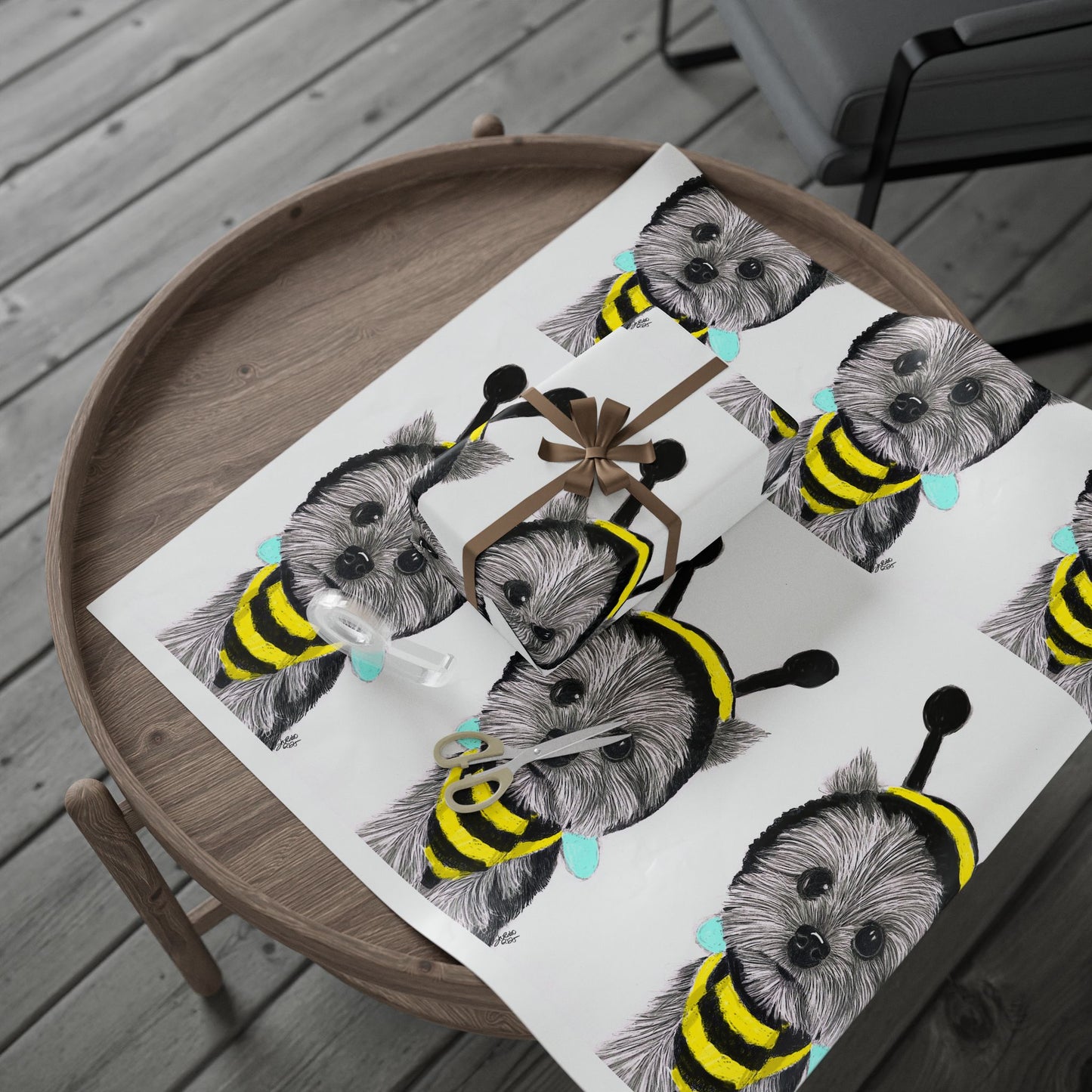 Little bumblebee Wrapping paper