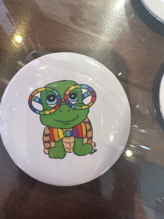 Rainbow turtle button